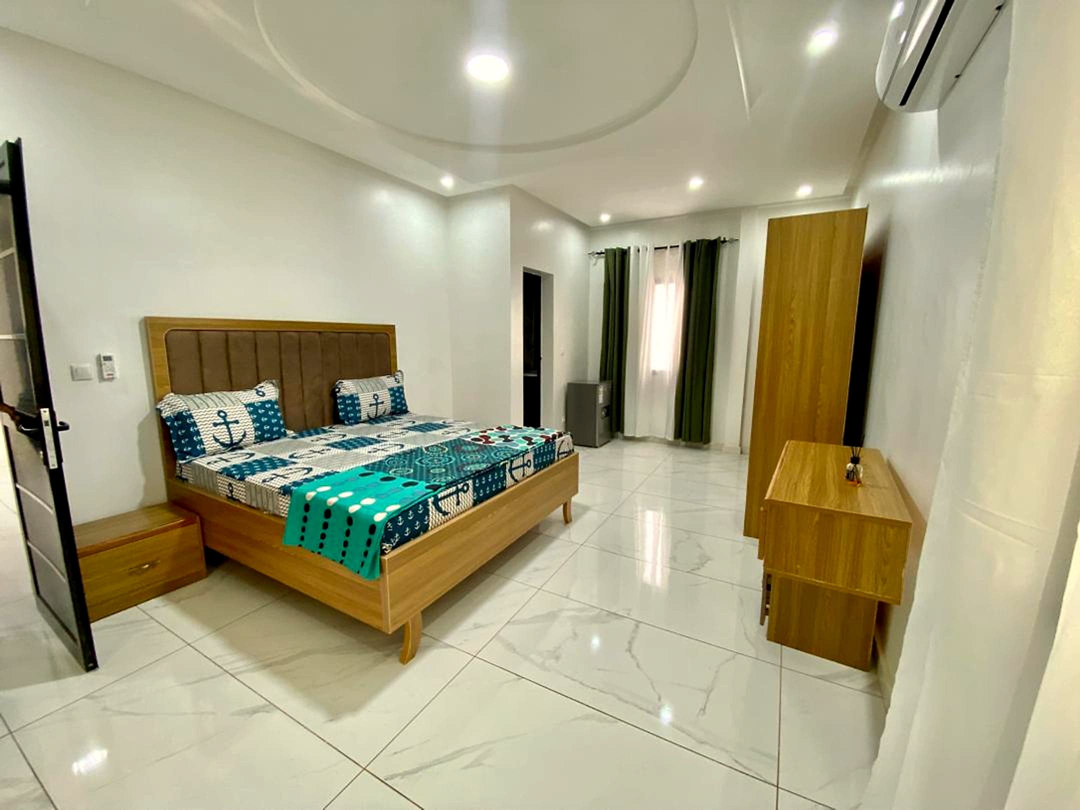 Chambre vue jardin